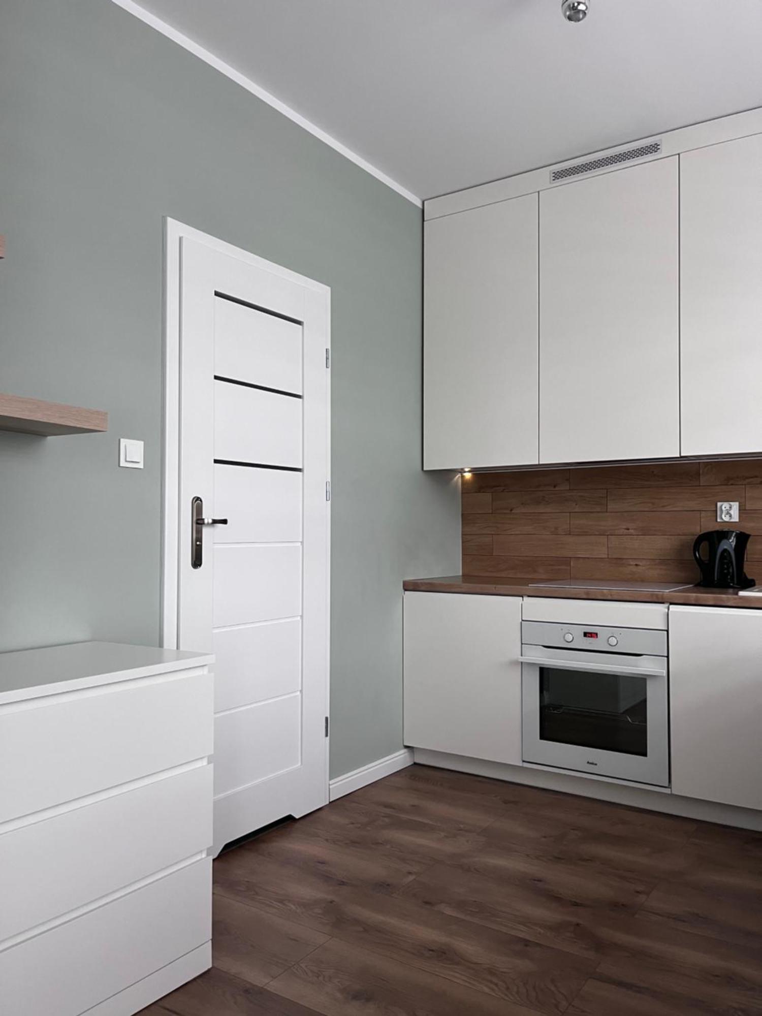 Apartment Kasprzaka 17 *