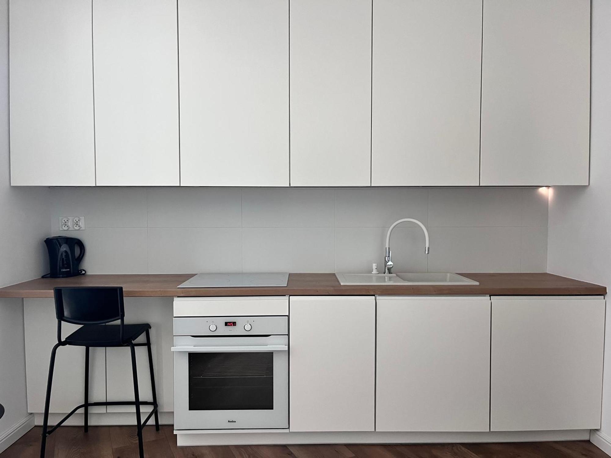 Apartment Kasprzaka 17 *